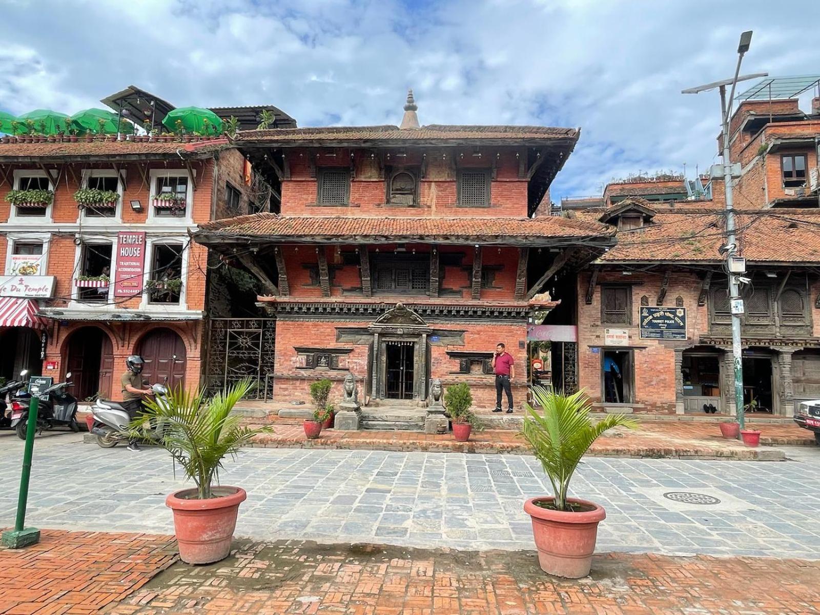 Patan Square - 2 Km From Patan Durbar Square Hotel Eksteriør billede